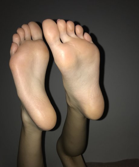 Alia Lizza OnlyFans Nacktfotos