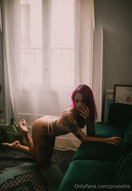Prunette OnlyFans Pornografie