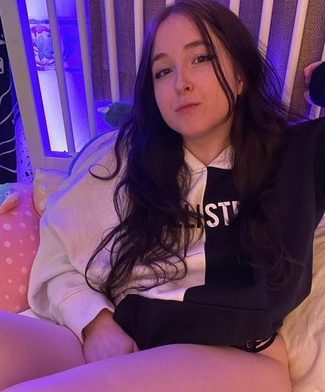 brattyrin Heiße OnlyFans Inhalte