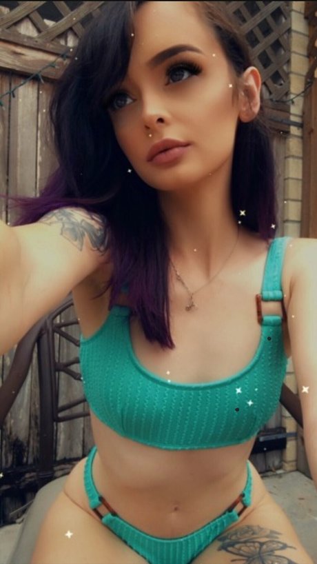 Mystichan OnlyFans Sextape