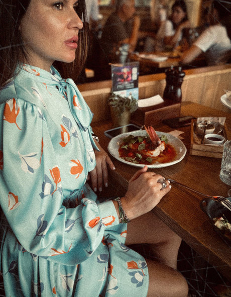 Elena Ptena Profilbild