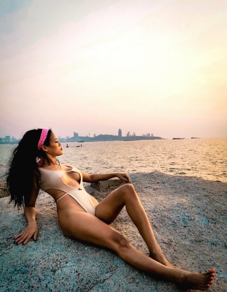 Yourgoldfish OnlyFans schlank