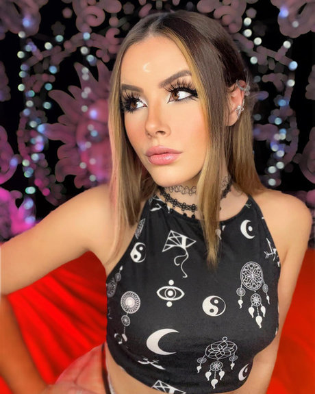 lunarys Nacktbilder auf OnlyFans