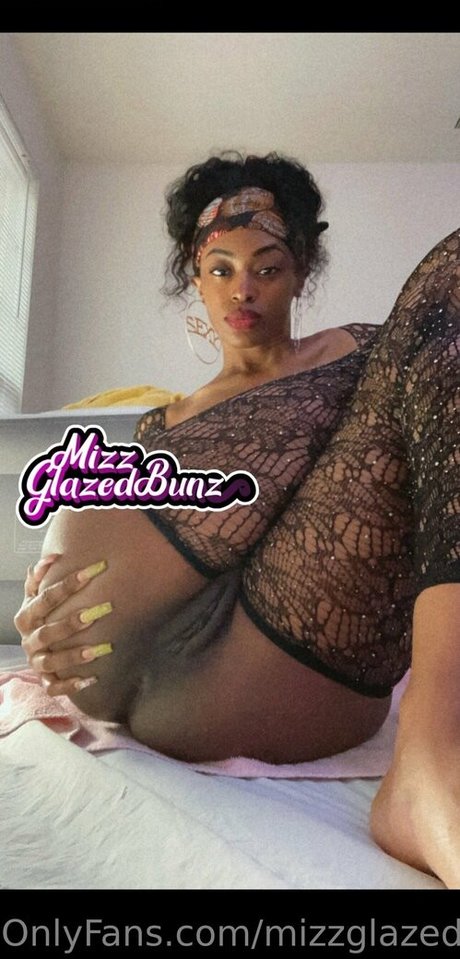 MizzGlazedBunz Nacktbilder von OnlyFans