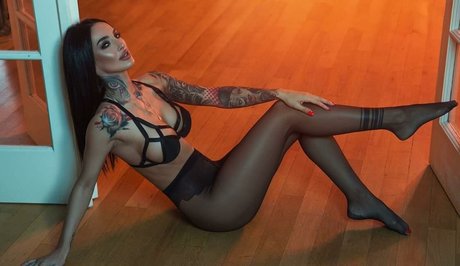 Rosetatt OnlyFans Bilder nackt