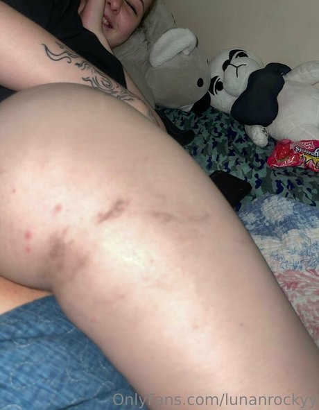 lunanrockyy OnlyFans Mega