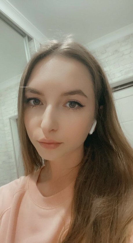 mi meowa OnlyFans Nacktbilder geleakt