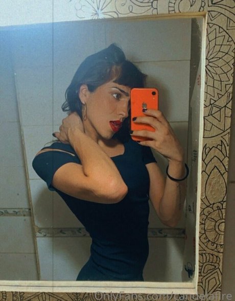 candelafire OnlyFans Nacktbilder