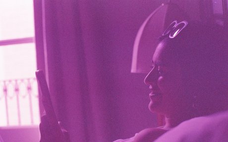 latina-dienstmädchen onlyfans sexy Nacktbilder Bilder