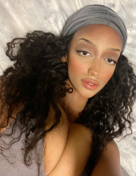 Solaya Ismail OnlyFans