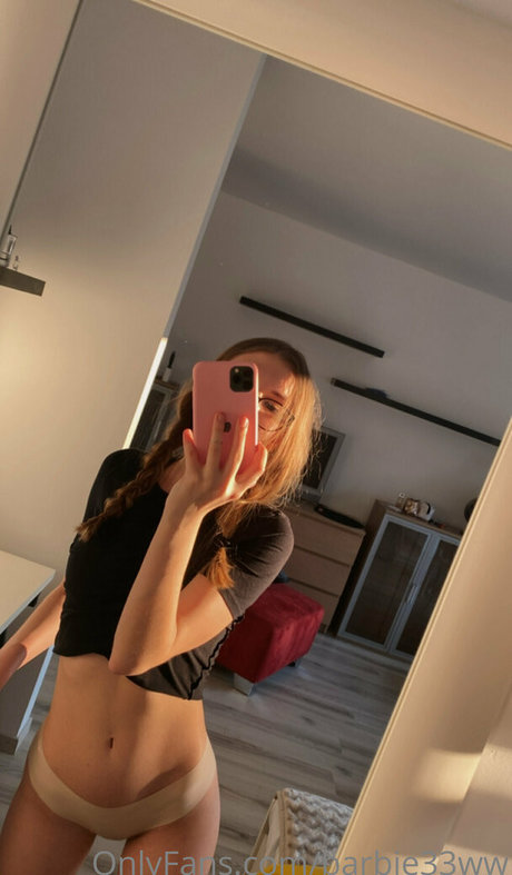 barbie33ww OnlyFans-Leaks