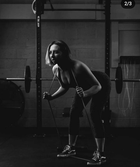 Sydney Alexis OnlyFans Strip