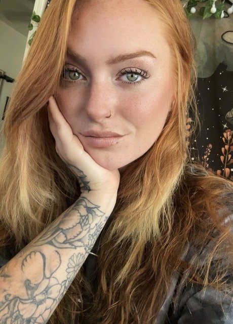 Foxi Lexi OnlyFans Gratis-Inhalte