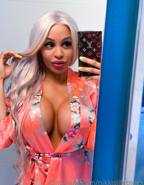 nikkislifeblogx OnlyFans Nackt Leaks