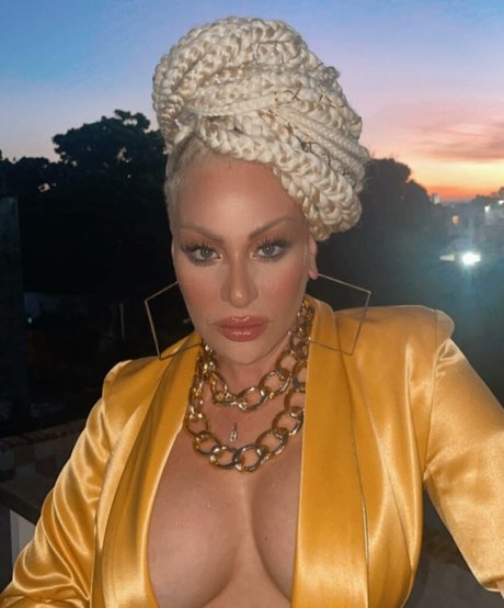 Angelique Burgos Nacktbilder von OnlyFans geleakt