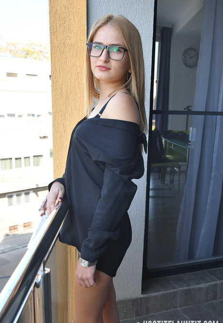 blonde handjob onlyfans Kunst nackt Fotos