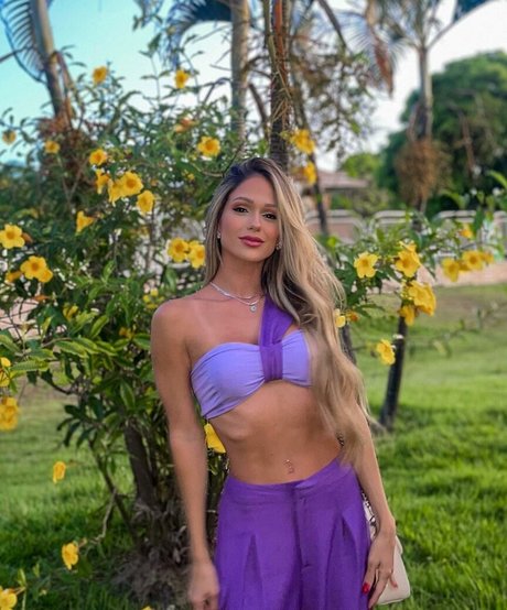 Carla Bruno Strip OnlyFans