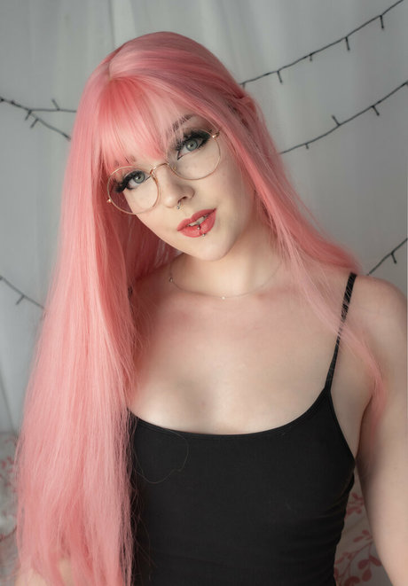 feyafernfree Nacktbilder OnlyFans geleakt