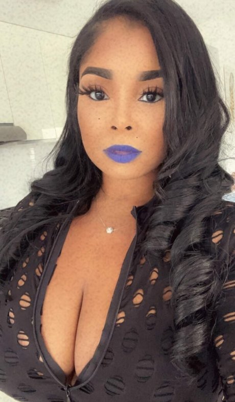 TrueBeauty334 OnlyFans Bilder