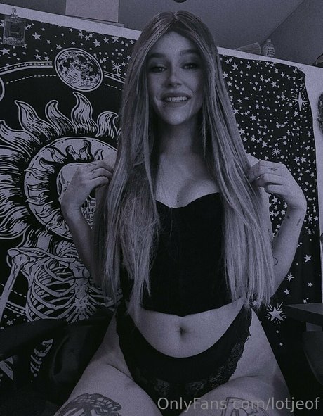 lotjeof Nacktbilder geleakt OnlyFans