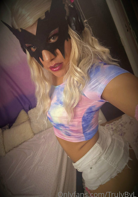 trulybyl OnlyFans Nacktbilder geleakt