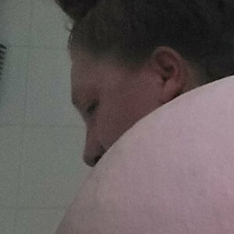 kai os Leak von OnlyFans