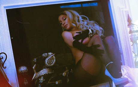 hazelebaby OnlyFans Inhalte