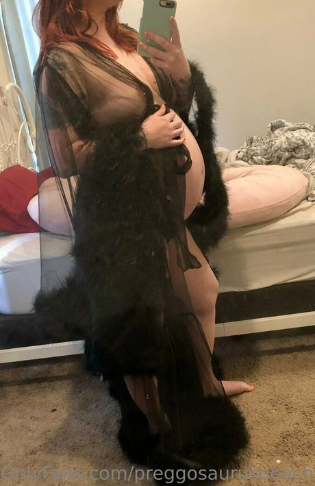 preggosauruspeach OnlyFans Leaked