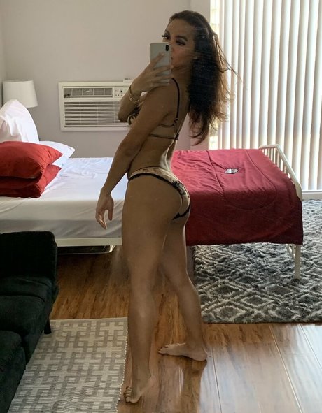 andreazhay OnlyFans Lesbisch