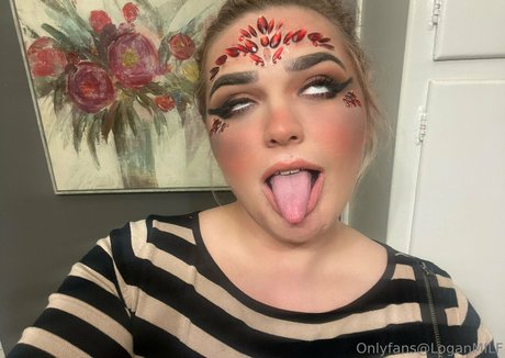 loganmilf OnlyFans OnlyFans