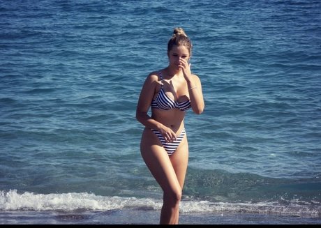 Chloe Smart Leaked OnlyFans Bilder