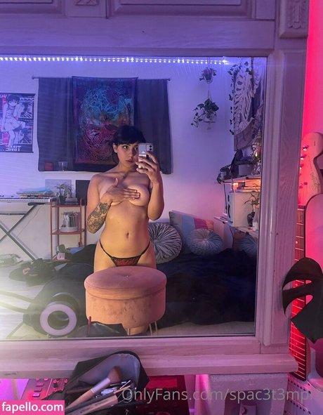 Orbriz Nacktbilder von OnlyFans geleakt