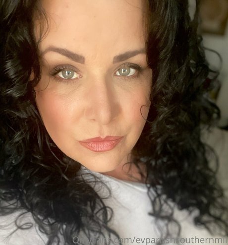 evparrishsouthernmil OnlyFans-Archiv
