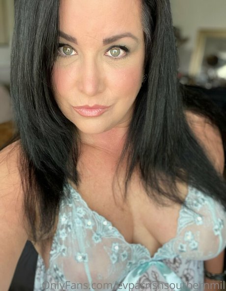 evparrishsouthernmil Nacktbilder von OnlyFans geleakt