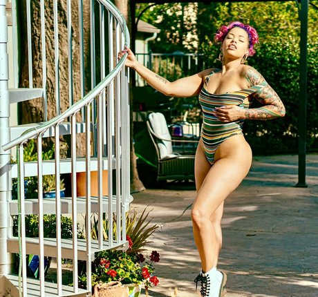 Miss Charlie Pearl Füße OnlyFans