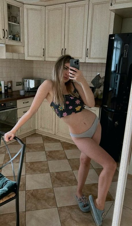 Ahrinyan Leaked OnlyFans Bilder