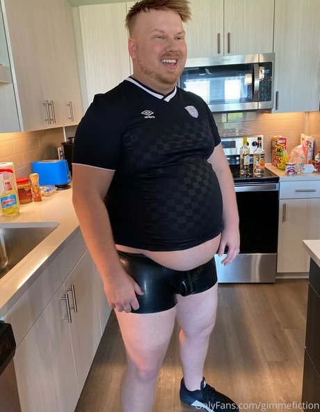 gimmefiction OnlyFans Nacktbilder