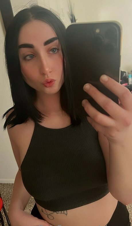 nic x x Model OnlyFans Foto