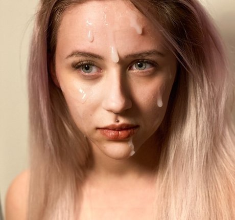 Charlotte Marlone OnlyFans Star