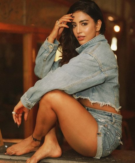 Daksha Nagarkar Leaked OnlyFans Bilder