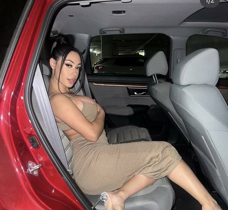 Theariazul Leaks von Nacktbildern auf OnlyFans