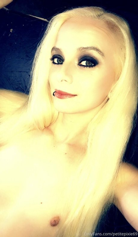 petitepixie69 OnlyFans öffentliche Fotos OnlyFans