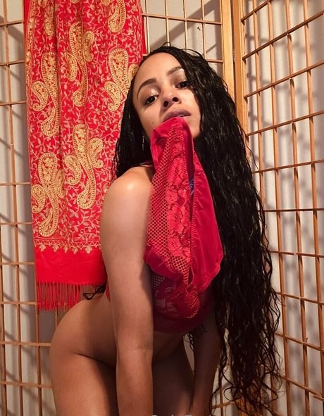 Anya Ivy OnlyFans geleakter Pornografie