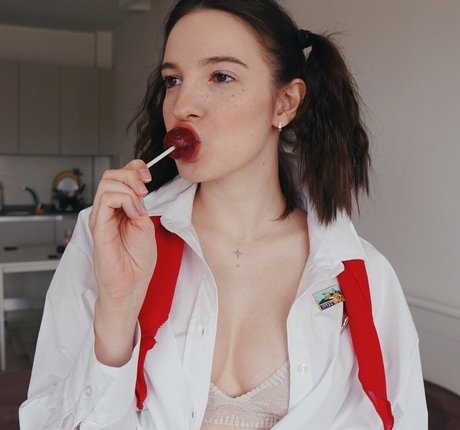 summermur OnlyFans Sextape