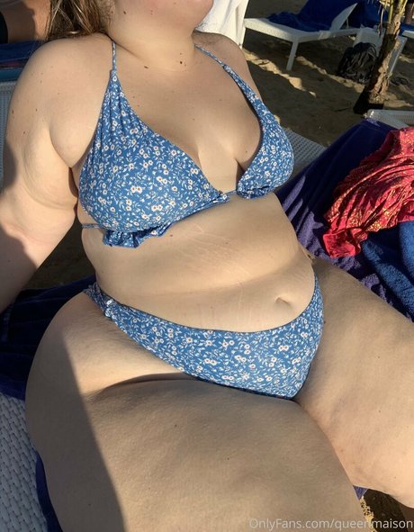 queenmaison Nacktbilder von OnlyFans