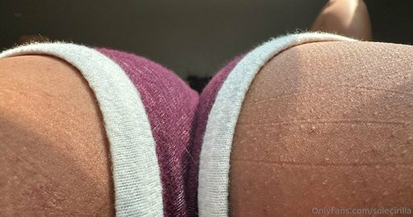 solecirilla OnlyFans Brüste Bild