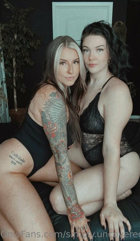 SimplyUncovered Gratis OnlyFans