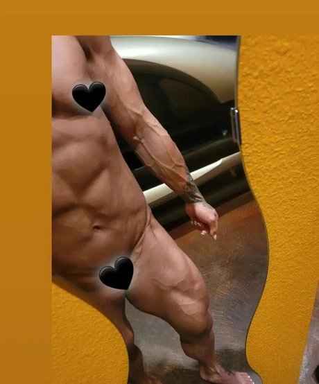 Marilyn Yee Tong Nacktbilder von OnlyFans