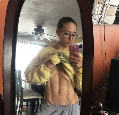 Francesca Mujica Nackt