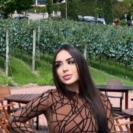 Bruna Corradini OnlyFans Striptease